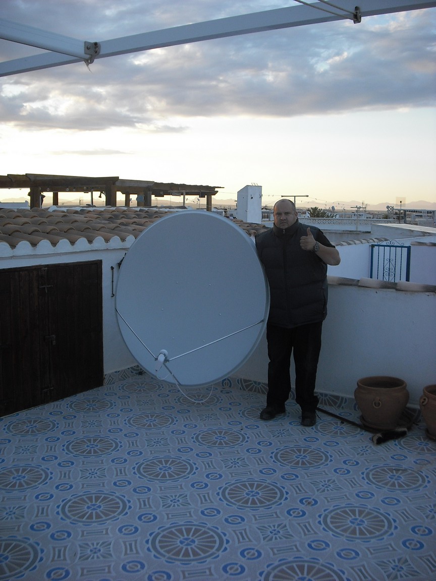 SKY TV TORREVIEJA SPAIN. UK SKY TV IN TORREVIEJA SPAIN. SATELLITE TV INSTALLERS ALICANTE COSTA BLANCA SPAIN