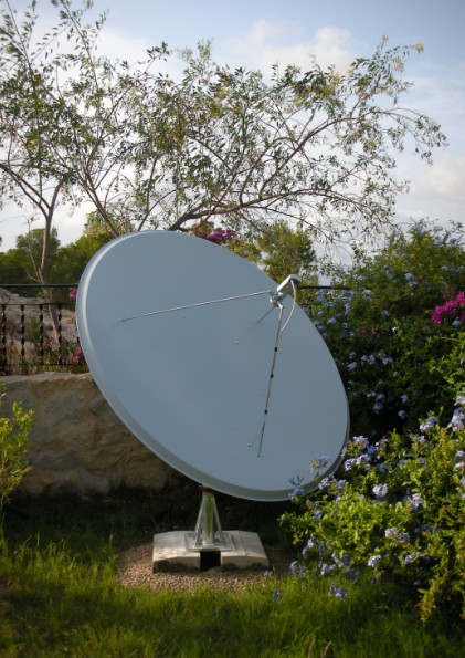 SKY TV TORREVIEJA _ SATELLITE TV ENGINEERS SPAIN _ SATELLITE DISHE SSPAIN - SATELLITE TV INSTALLERS IN SPAIN